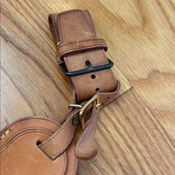 Louis Vuitton Luggage Tag & Key